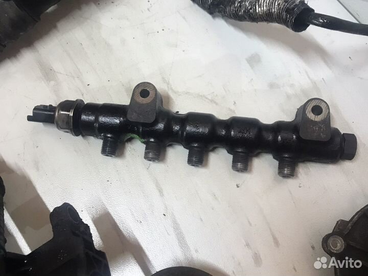 Топливная рейка рампа форд вольво 1.6 дизель D4164