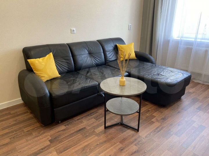 2-к. квартира, 53 м², 6/17 эт.