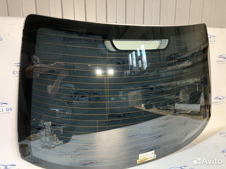 Стекло заднее BMW E46