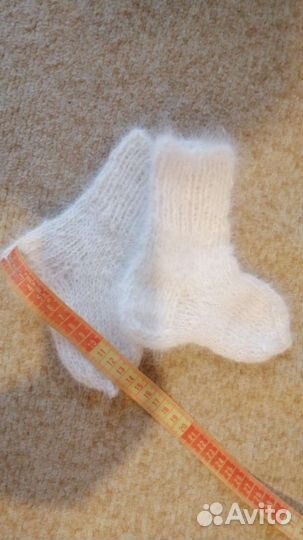 Варежки, носки из собачьей шести