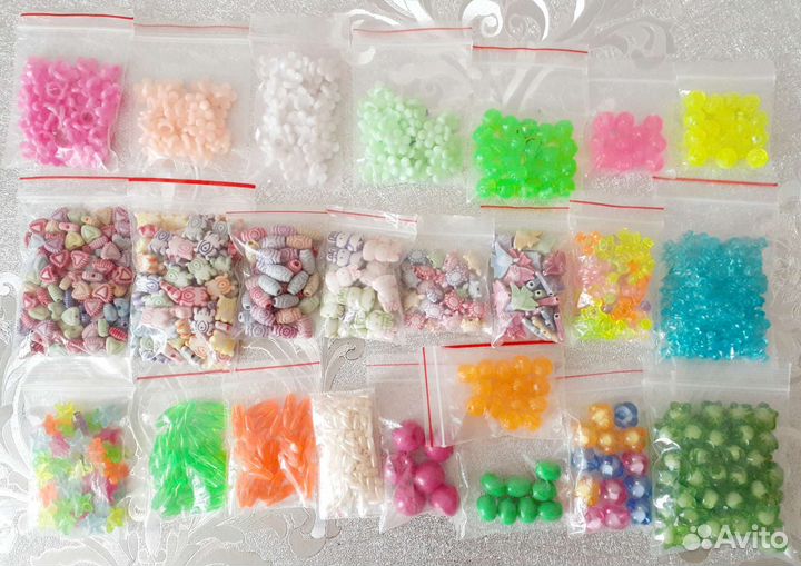 Бисер и бусины пакетом