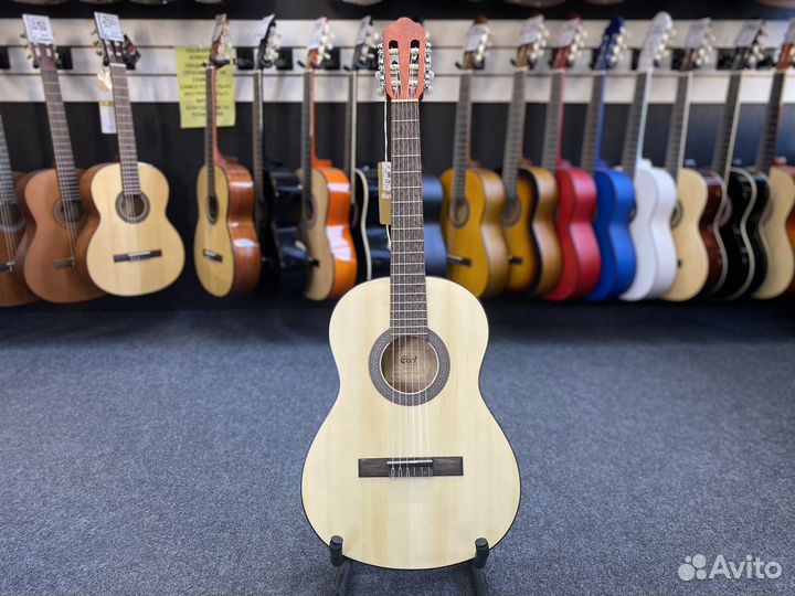 Гитара классическая 3/4 с чехлом