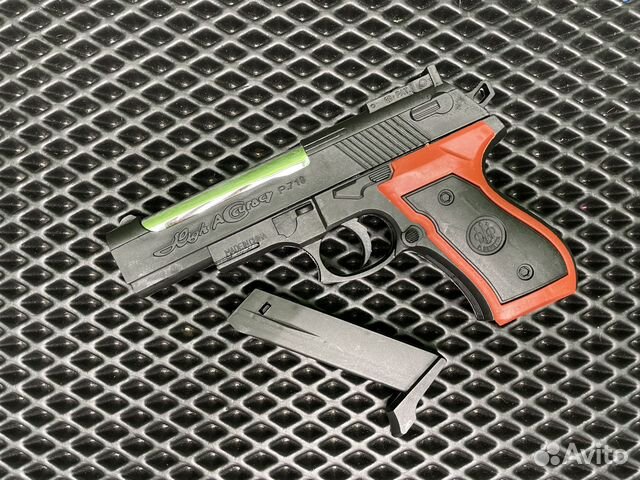 Пневматический пистолет детский из пластика