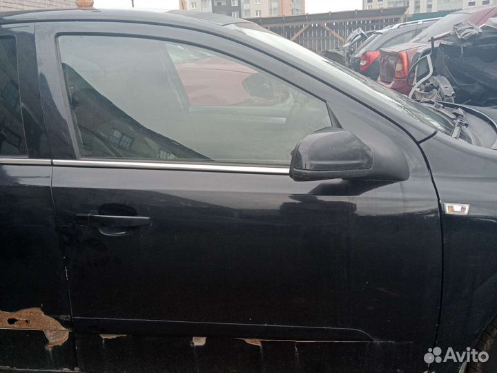 Дверь передняя правая opel astra h
