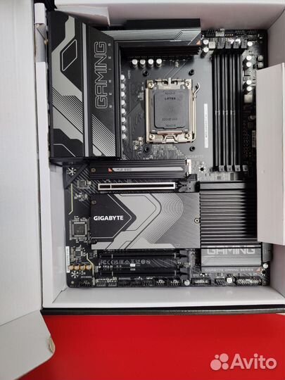 Материнская плата ам5 Gigabyte x670