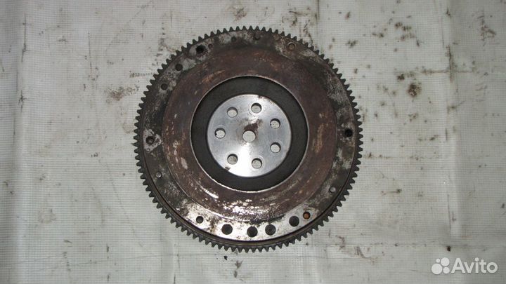 Маховик Митсубиси Каризма