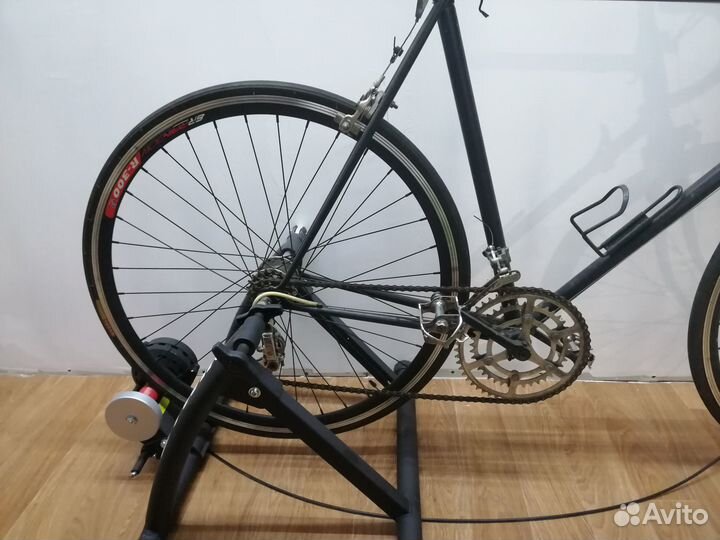 Шоссейный велосипед+велостанок