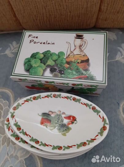 Набор тарелок