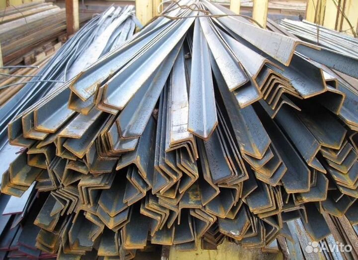 Уголок стальной