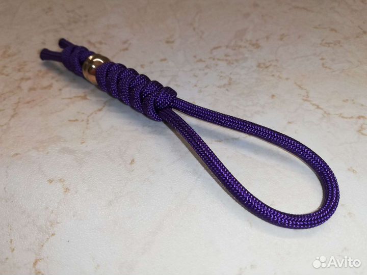 Темляк (брелок) из паракорда для ножей и ключей
