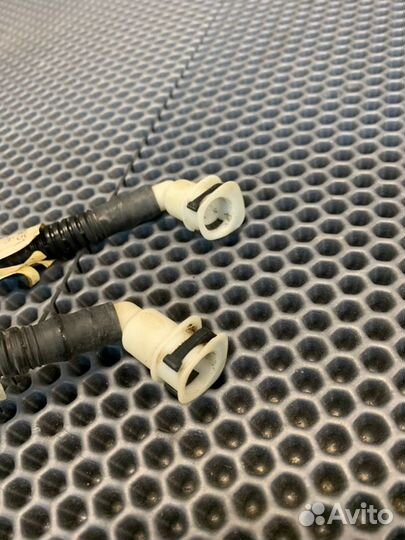 Трубка омывателя передняя Porshe Panamera 970 рест