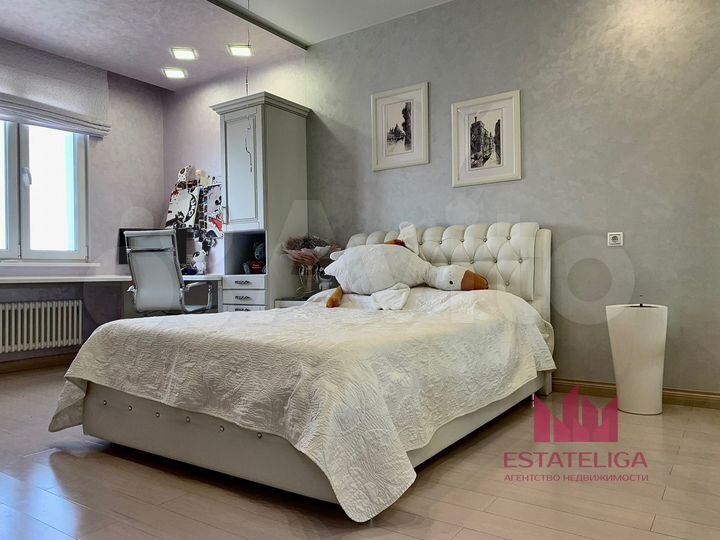 6-к. квартира, 140 м², 18/19 эт.