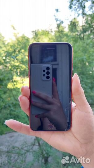 iPhone SE, 128 ГБ