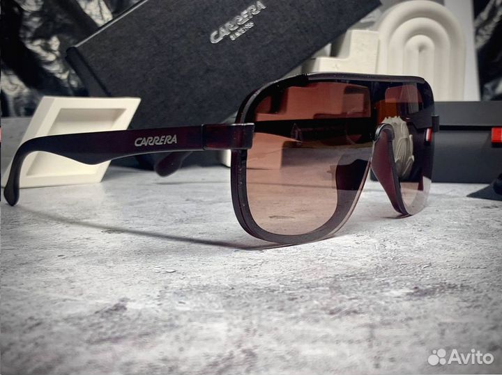 Очки Carrera солнцезащитные