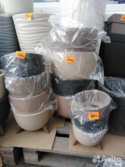Кашпо горшок для цветов