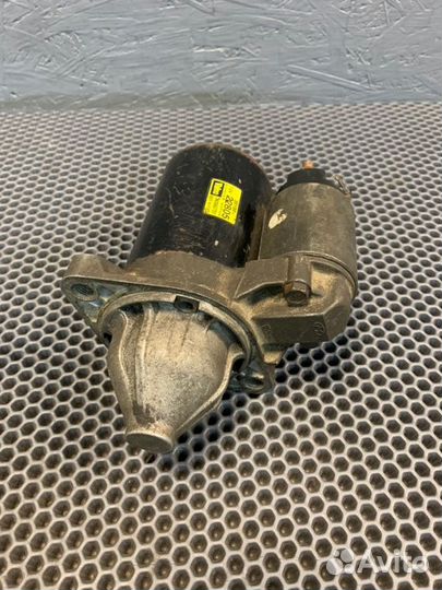 Стартер Mitsubishi Colt 3 1.3