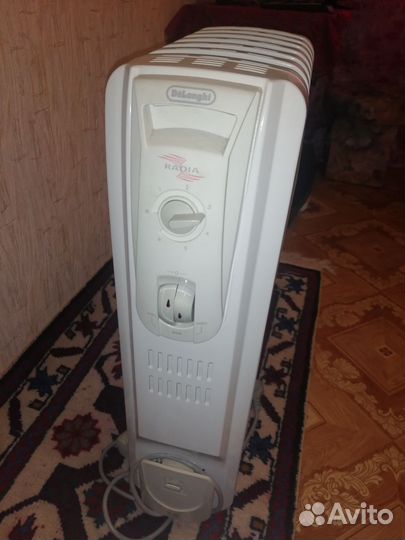 Масляный обогреватель delonghi б/у
