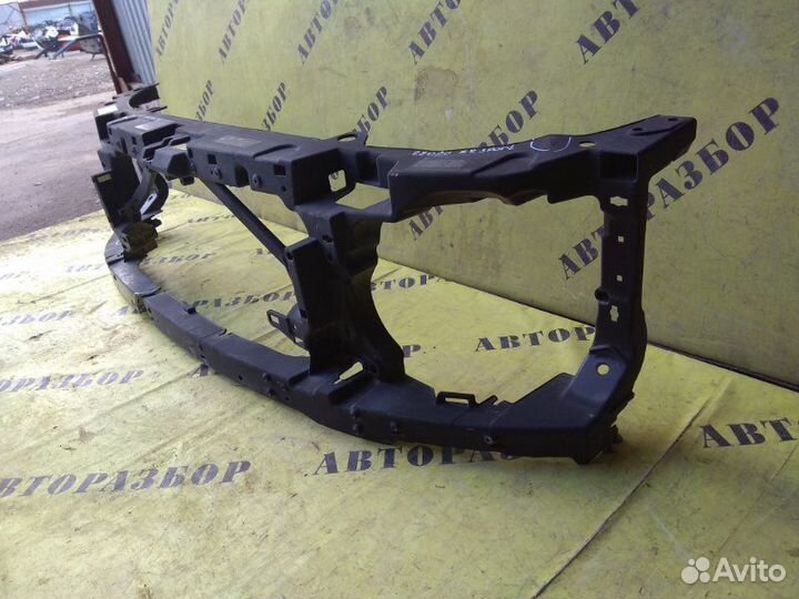 Рамка радиаторов (панель передняя) Land Rover