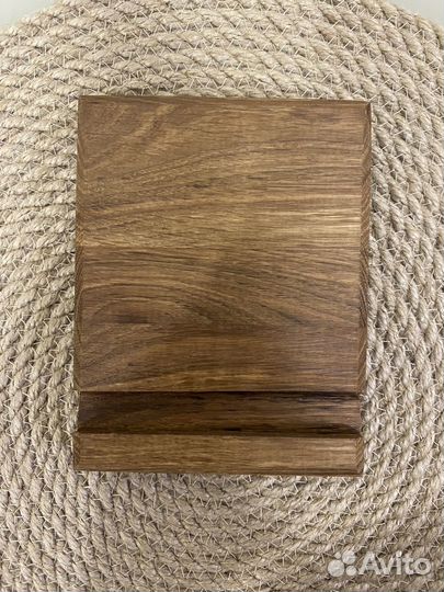 Подставка для телефона из дерева