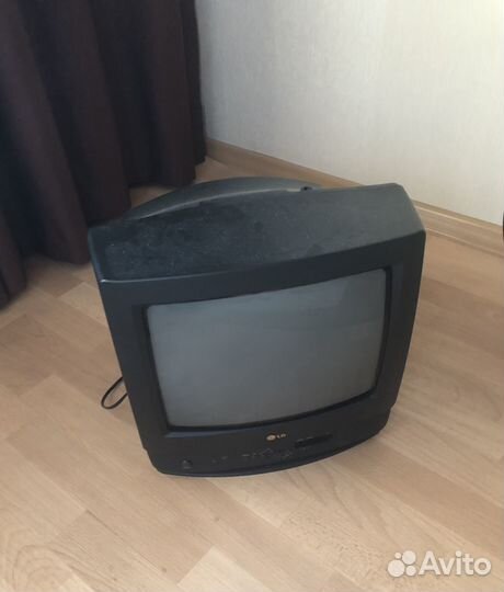 Телевизор LG CF-14F69