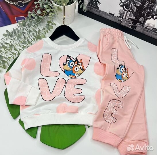 Костюм двойка на девочку 98-122