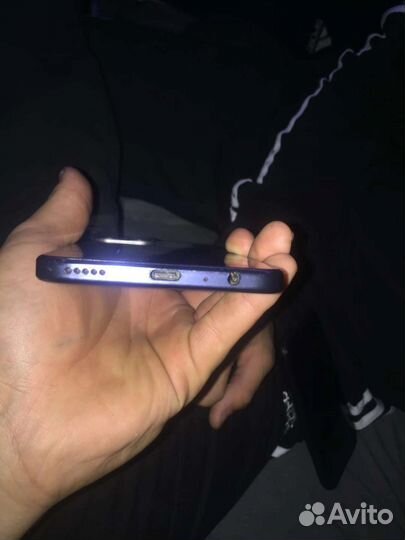 Телефон honorx8