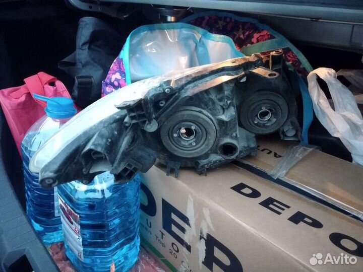 Продается передняя левая фара б/у