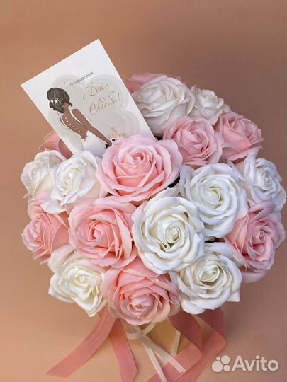 Розы из мыльных роз