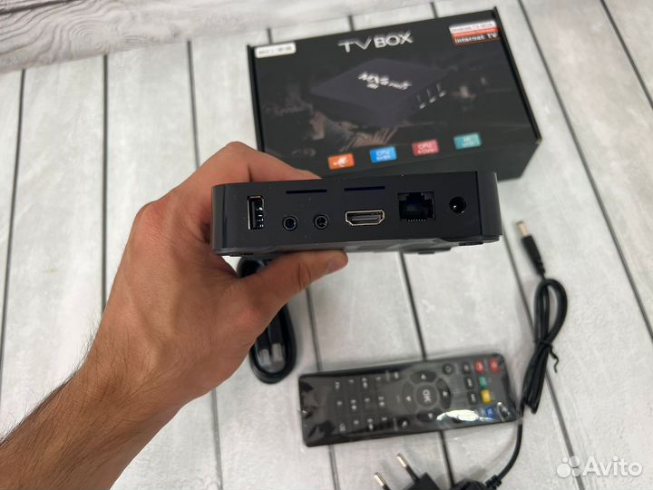 Приставка Смарт тв Android TV BOX 8GB +128GB