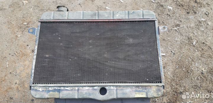Радиатор для Нивы 2121