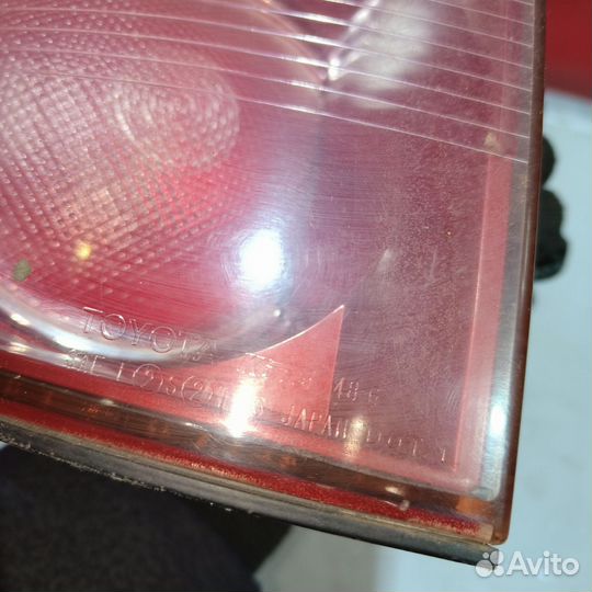 Фонарь левый наружный на Lexus RX300