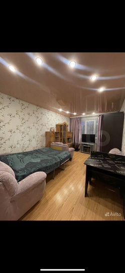 1-к. квартира, 42 м², 6/10 эт.