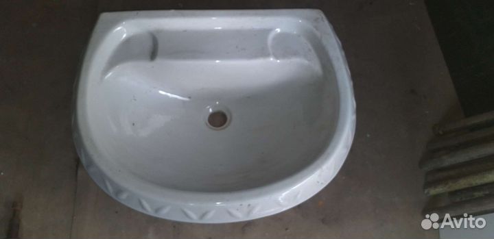 Раковина санфаянс