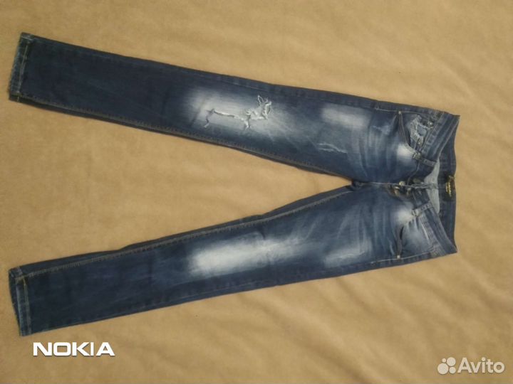 Джинсы молодежные