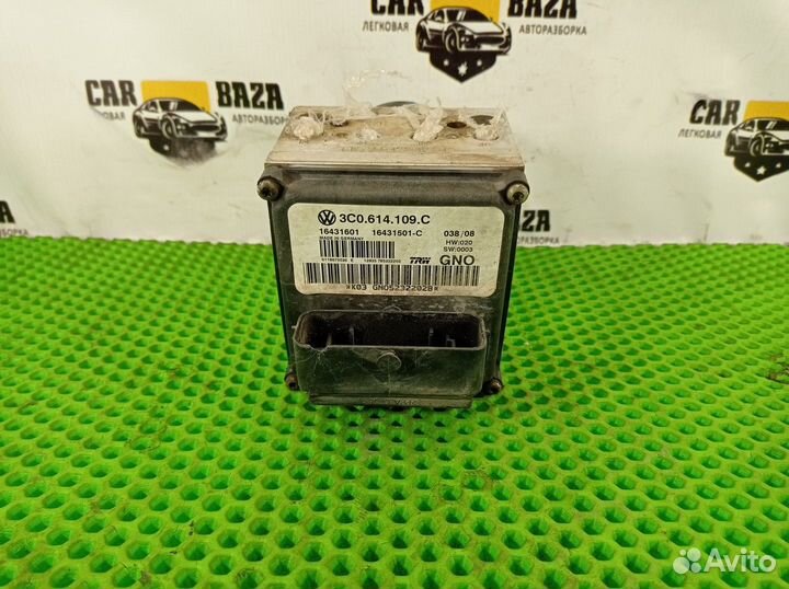 Блок ABS (насос) Volkswagen Passat