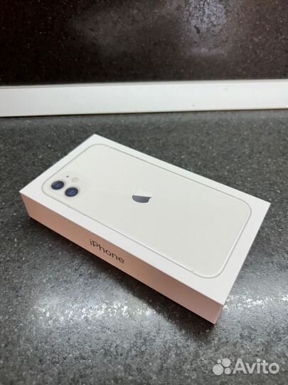 iPhone 11, 128 ГБ