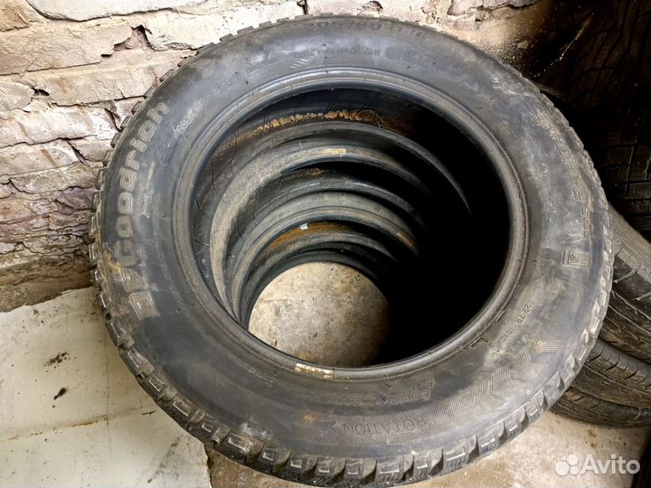 Bfgoodrich G-Force Stud 205/60 R16 96Q