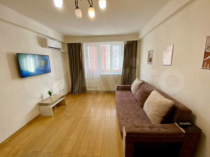 2-к. квартира, 60 м², 3/9 эт.