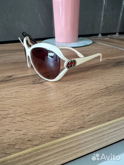 Солнцезащитные очки