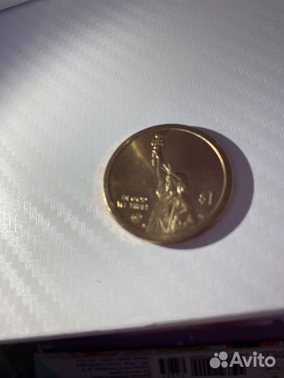 Монета США доллар