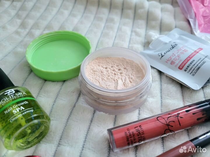 Набор косметики пакетом