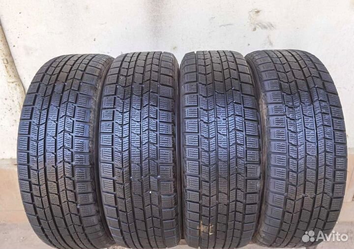 Dunlop DSX-2 215/60 R16 96Q