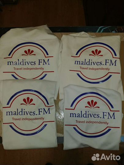 Наклейки без фона, на авто, витрины, одежду