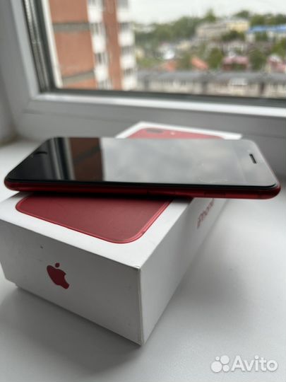 iPhone 8 Plus, 64 ГБ