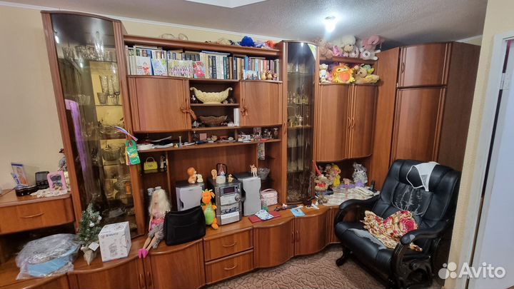 Стенка в гостиную