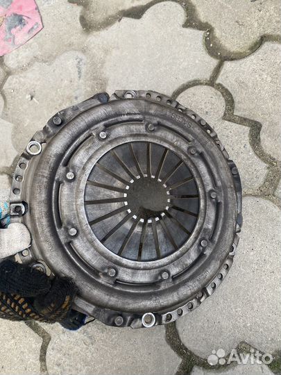 Корзина сцеплиня ford mondeo 3 v6 / разбор