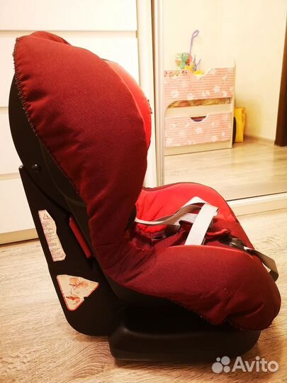 Автомобильное кресло maxi cosi