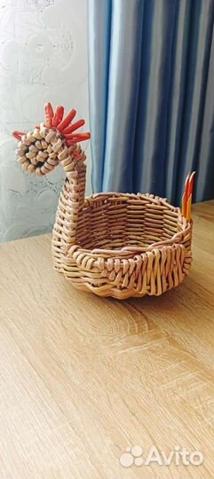 Корзина плетеная