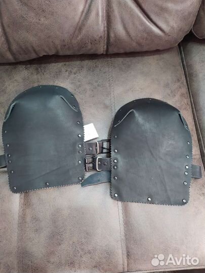 Наколенники