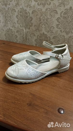 Босоножки для девочки